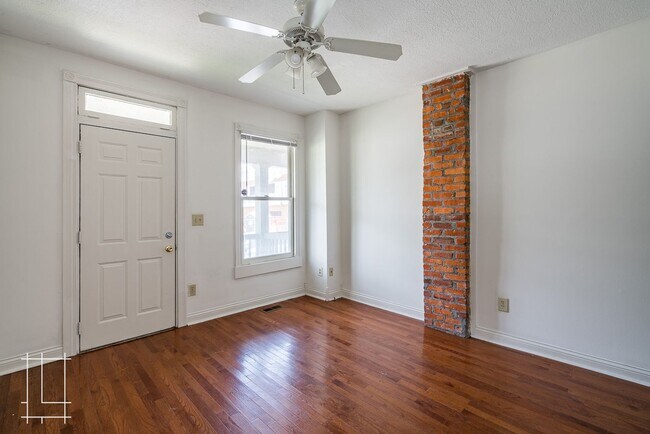 Foto del edificio - 193-195 Greenwood Ave