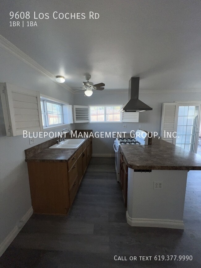 Building Photo - Charming 1-Bedroom Rental with Private Yar...