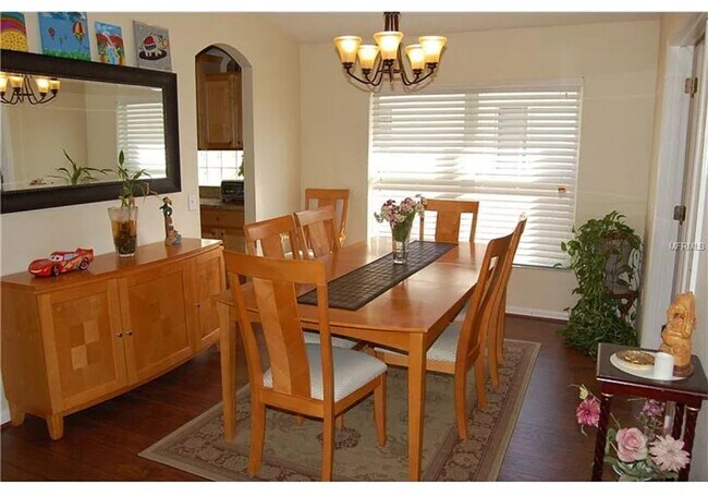 Building Photo - 4 bed, 2 Bath New Tampa Home for Lease!