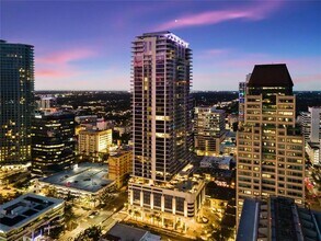 Building Photo - 275 1st Ave S