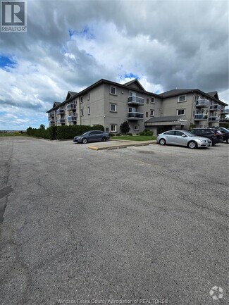 Building Photo - 44 Robson Rd