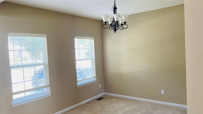 Building Photo - 58 Fountainview Dr