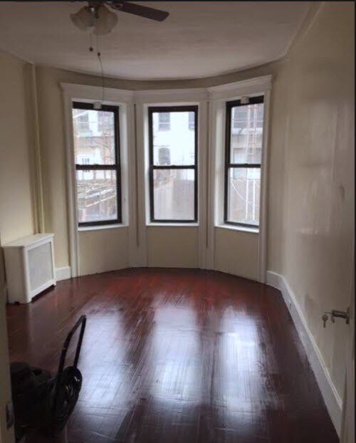 Building Photo - 1686 Linden St