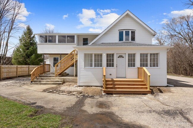 Building Photo - 544 N Hainesville Rd