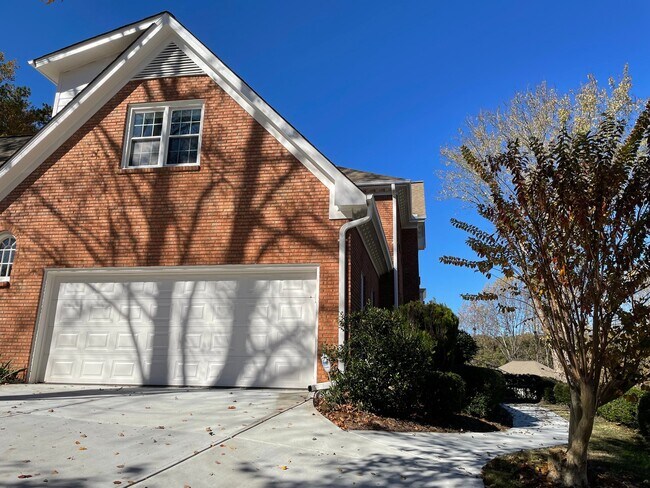 Building Photo - 9250 Mackinac Dr