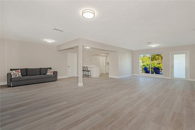 Foto del edificio - 2217 NE 20th Ave