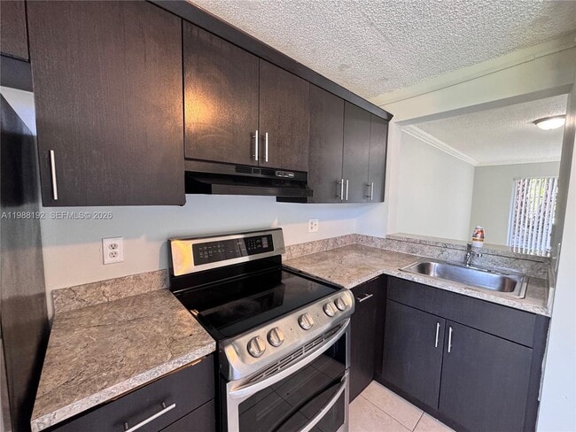 Foto del edificio - 95 NE 41st St