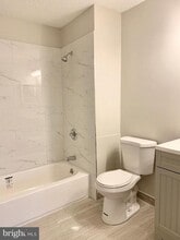 Building Photo - 27 Franklin Pl