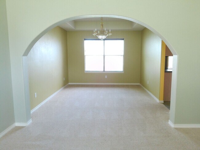 Foto del edificio - 5405 Knights Cir