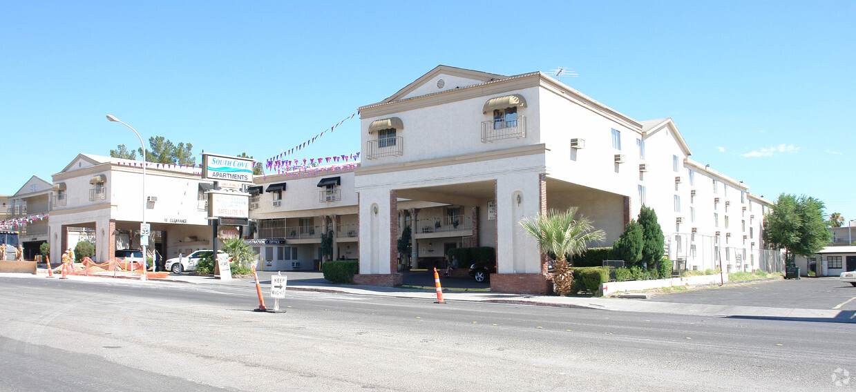 Primary Photo - South Cove Apartments