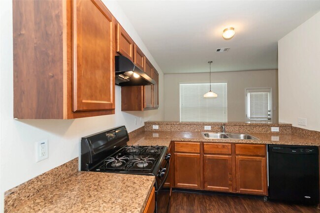 Building Photo - 14410 Acuna Ln