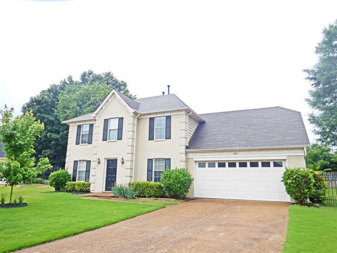 1347 Wolf Pack Cove, Collierville, TN 38017 House Rental in