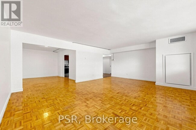 Building Photo - 240 Markland Dr
