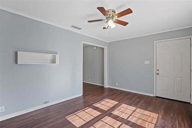 Foto del edificio - 210 W Willingham St