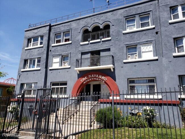 Foto del edificio - 1 br, 1 bath Apartment - 925 S Alvarado St