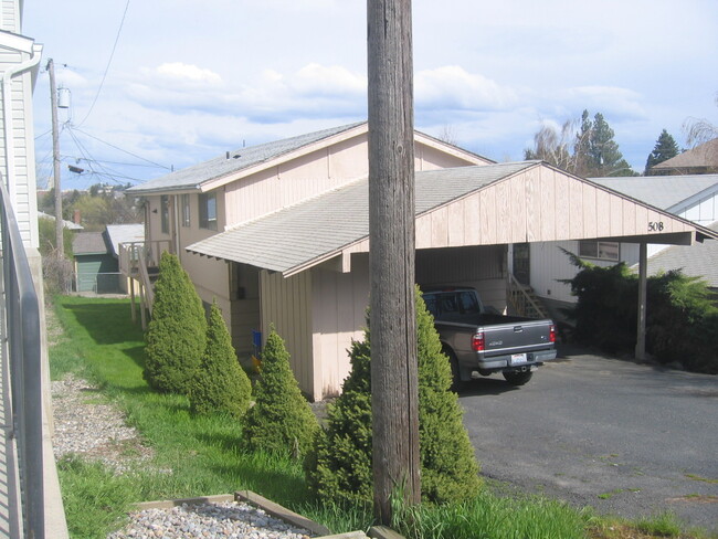 Building Photo - 508 SW City View St