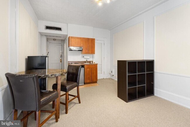 Foto del edificio - 1324 Locust St