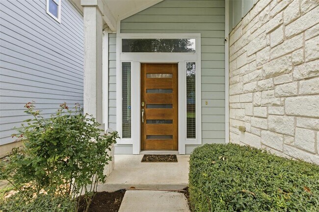 Building Photo - 7107 Mowbray St