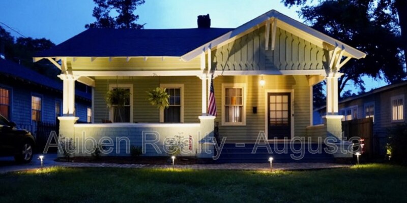Foto principal - 1435 Heath St