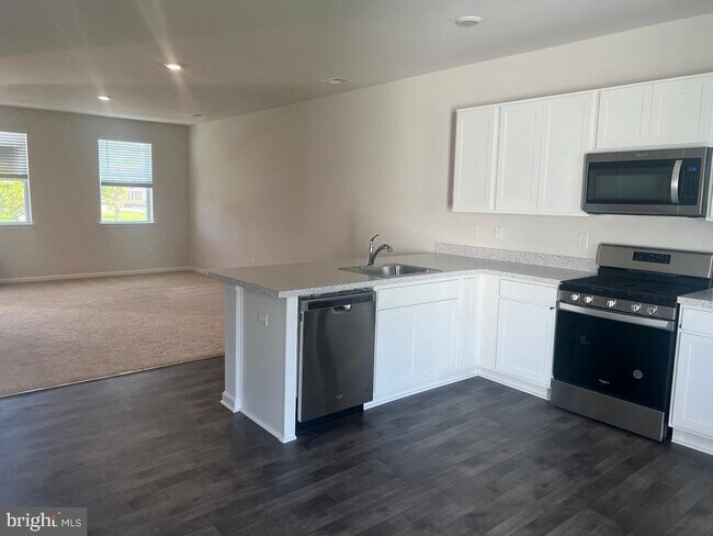 Foto del edificio - 521 Ridgley Blvd