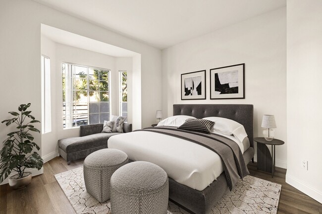 Building Photo - Cahuenga Heights