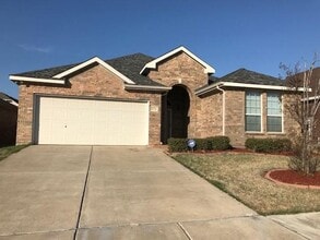 Building Photo - 14714 Crystal Lk Dr