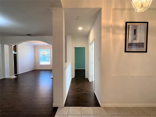 Building Photo - 702 Willow Ridge Ct