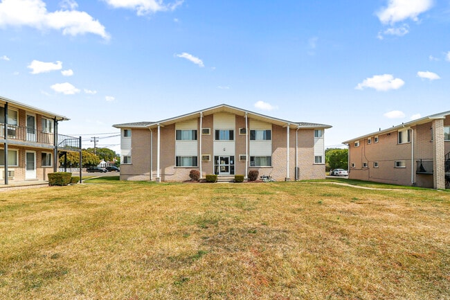 Building Photo - 610 Harrison Blvd