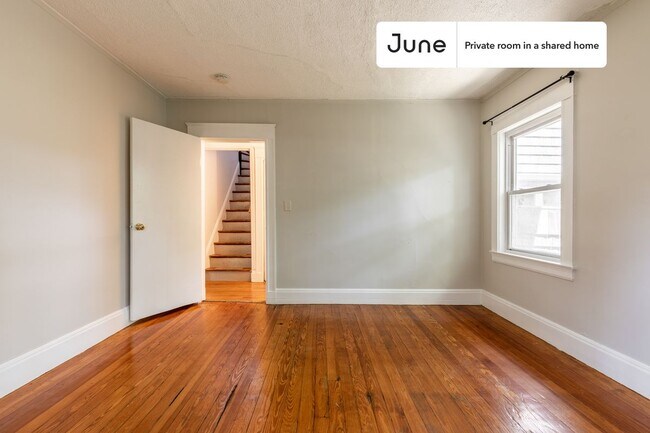 Foto del edificio - Room in Shared 9 bed/2 bath home in Brighton