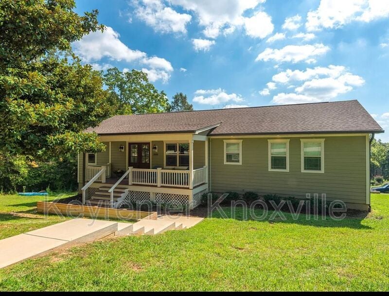 8914 Grantop Dr, Knoxville, TN 37923 House Rental in Knoxville, TN