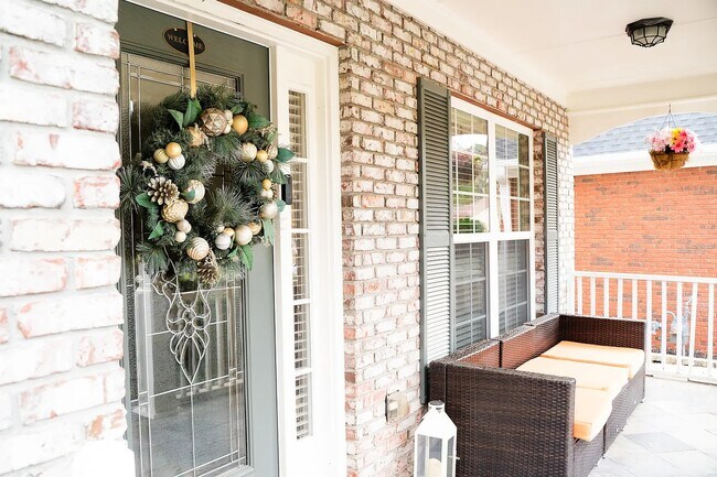 Foto del edificio - 4433 Pond Edge Rd