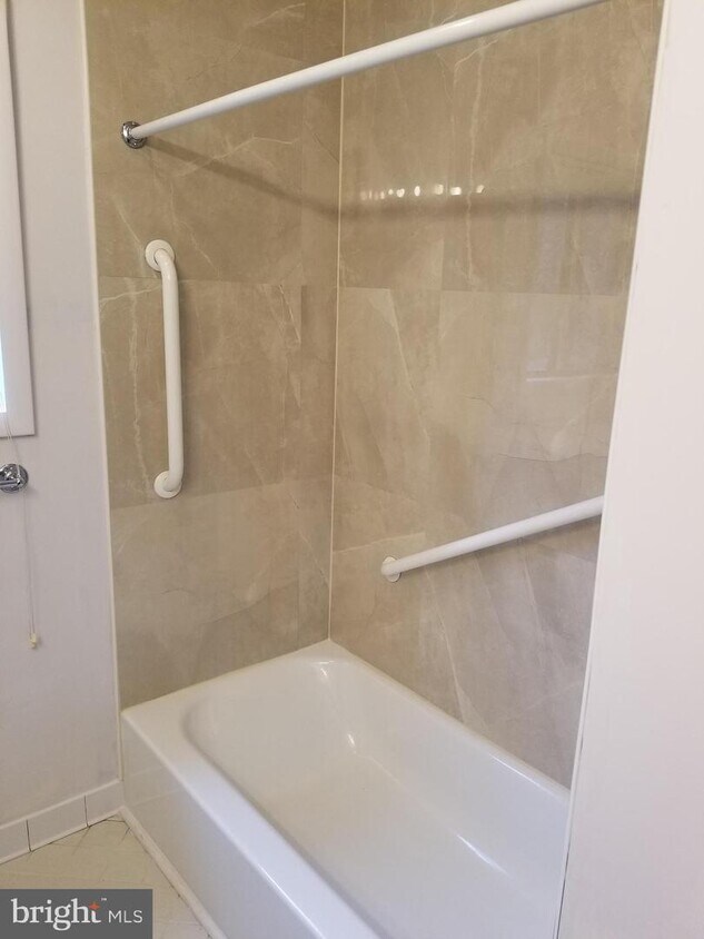 Foto principal - 2700 Dartmouth Rd