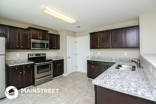 Building Photo - 538 Salem Springs Dr