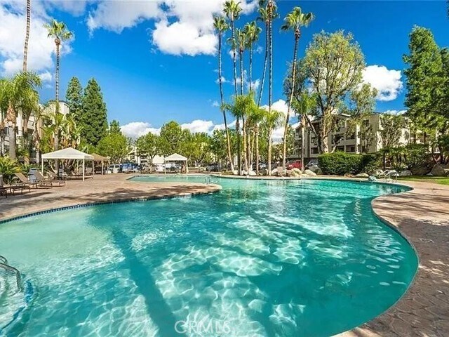 Foto principal - 5565 Canoga Ave