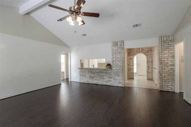 Building Photo - 12234 Meadow Hollow Dr