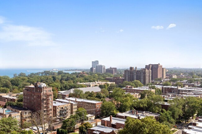 Foto del edificio - 2231 E 67th St