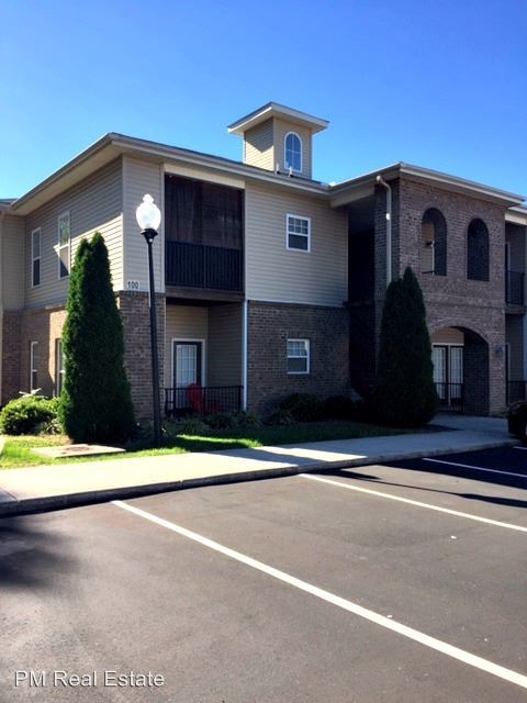 Foto principal - 102 Thornton Ct