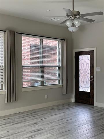 Foto del edificio - 825 Eaglescliffe Lndg