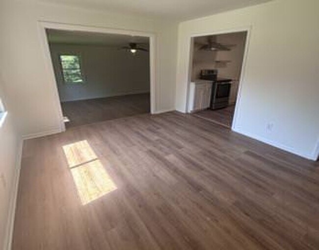 Foto del edificio - 600 Park Ln
