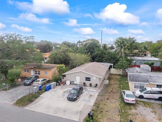 Foto del edificio - 2178 NW 3rd St