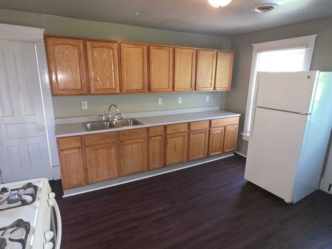 Foto del edificio - 1214 Hamilton St