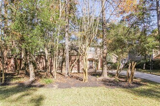 Building Photo - 30 Sylvan Forest Dr