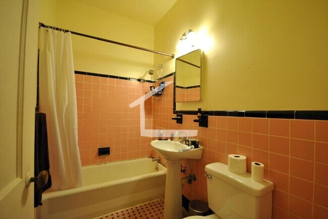 Building Photo - 53 Brighton Ave