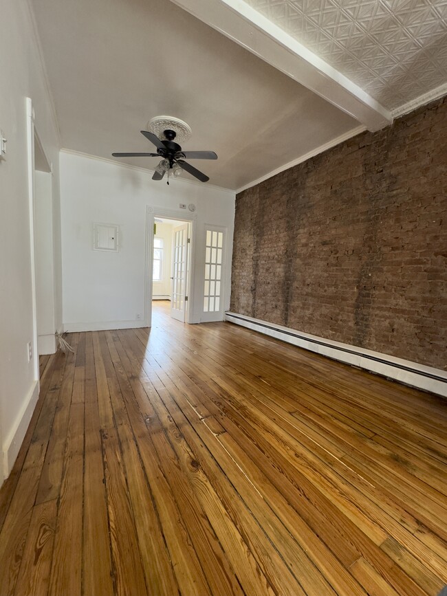 Foto del edificio - 354 7th St