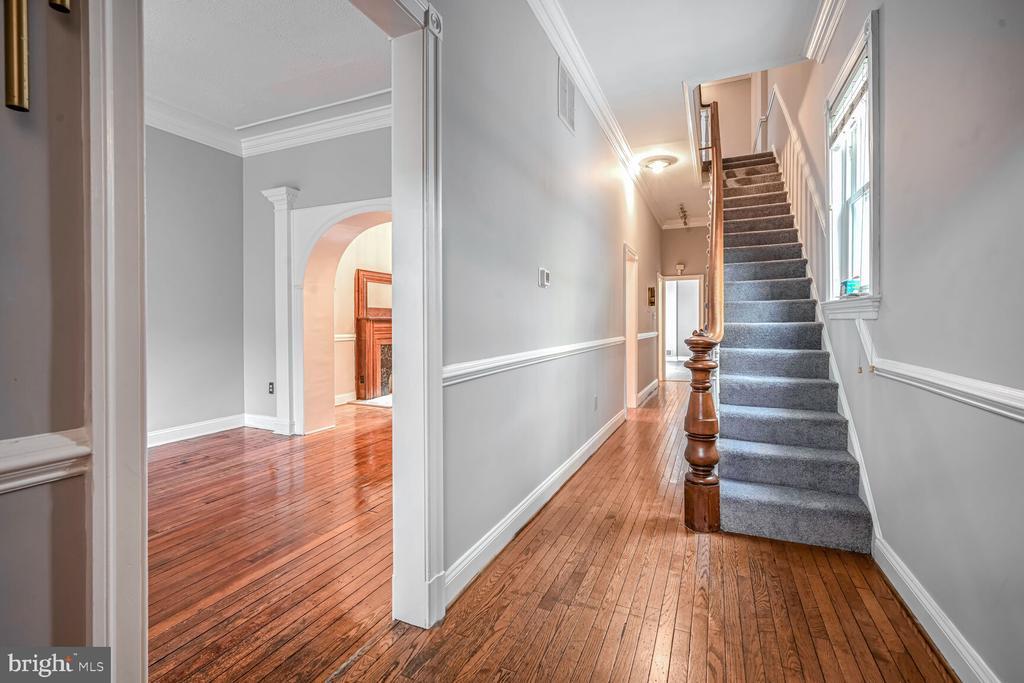 Foto principal - 1336 Riggs St NW