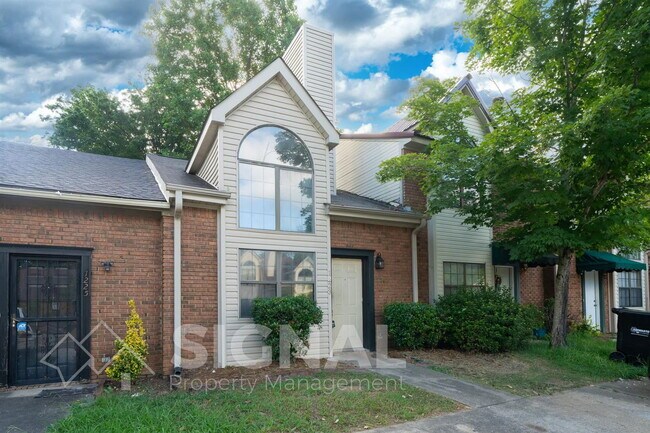 Foto del edificio - 1223 Magnolia Pl