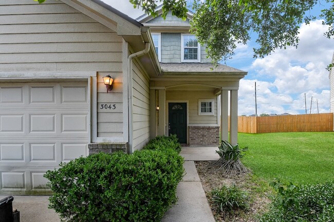 Building Photo - 3043 Feather Green Trail