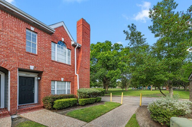 Foto del edificio - 7947 Knight Rd