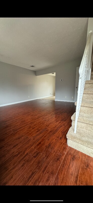 Foto principal - 824 Packing House Rd