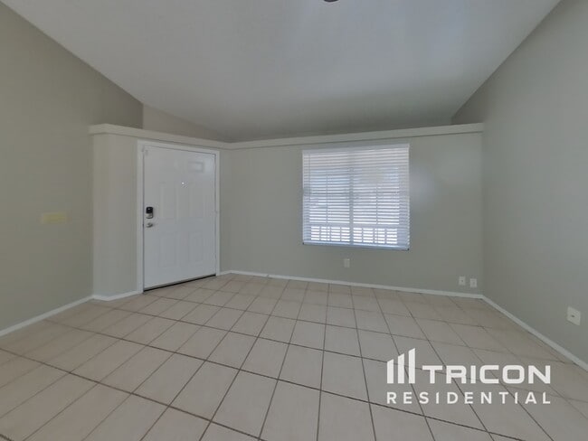 Building Photo - 1417 E Ironwood Dr